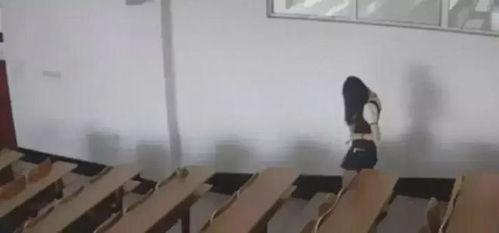 教室吃瓜爆料,揭秘校园里的那些秘密与趣事